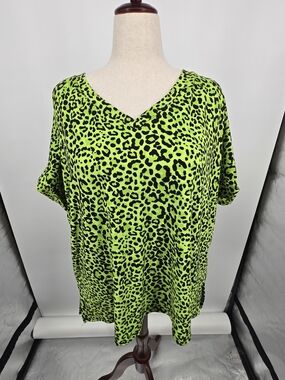 Zenana Outfitters Neon Lime Leopard V-Neck Tunic 2X (6673)